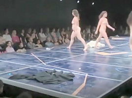 Naked on Stage 230 RoseAnne