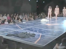 Naked on Stage 230 RoseAnne