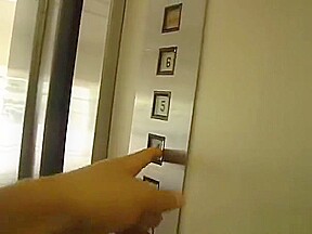 Naughty Bitch Makes Gentle Oral For The Sake Of Cumshots