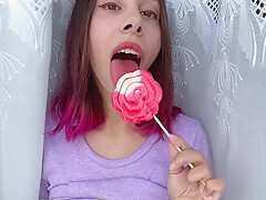 Naughty Stepsister Sucks A Lollipop And Show Her Long Hot Sexy Tongue