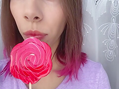 Naughty Stepsister Sucks A Lollipop And Show Her Long Hot Sexy Tongue