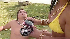 Nicolly feminizes Rafael