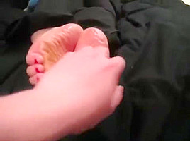 Nonni's tickling