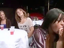 Omg My Girlfriend Gets Screwed By Stripper
