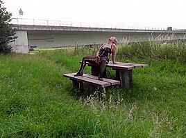 Outdoor Fuck With Natural-Tits-Teen Lina