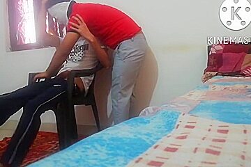 Pathan Bhai Ne Morning Me Apna Lund Chuswaya