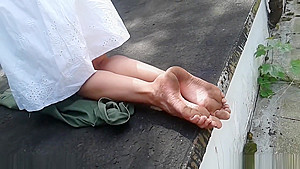Paula long toes