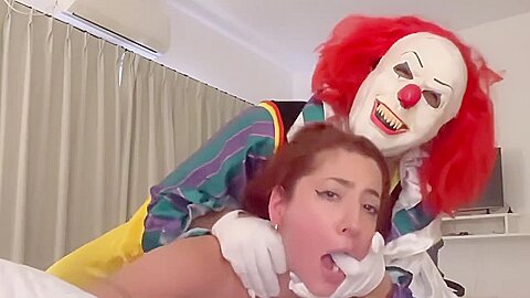 Payaso Loco Se Coge A Cuchi Laino - Noah Pells Y Cuchi Laino