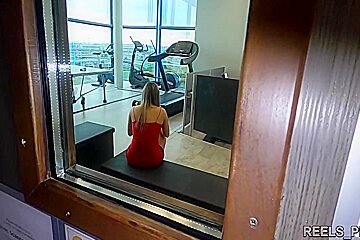 Perfect Ass Spanish Dancer Gets Fucked Hard In The Gym And At The Hotel By A Producer