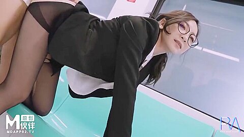 Perfect Assed Asian Teacher Rewards Her Good student 18+ With Pussy Licking And Tit Fucking Lesson