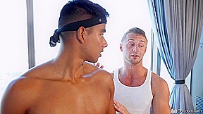 Perving on my PT - ManRoyale
