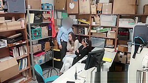Peyton Robbie Sheena Ryder In caughted and fucked for stealing