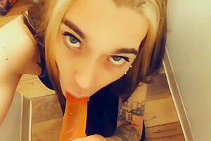 Pretty Blowjob Princess