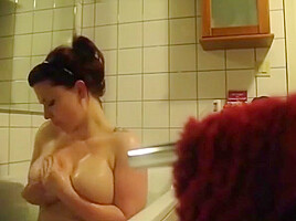 Privateinblick Badewanne Hochimins