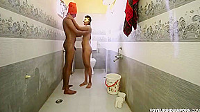 Round Ass Tamil Wife Bathroom Foreplay With Neighbour