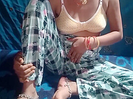 Saali Jab Sadi Me Ayi Jija Ne Saali Ko Chod Daala