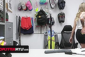 Sexy Milf Gets Pounded And Slapped By Bwc