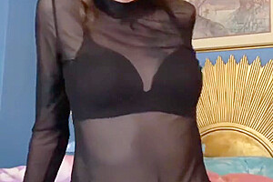 Shemale Tranny Enjoying Solo Masturbation