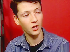 Slim homo gets filled