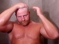 Solo self-abusing after taking shower