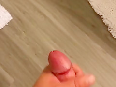 Solo twink jerk