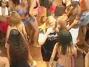 Sophia Loves To Party