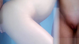 Spanish and czech lesbians tasted pussies in the shower