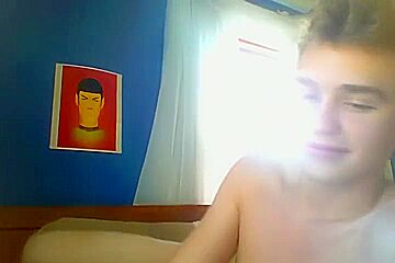 Spockboy Does A Face Jizz