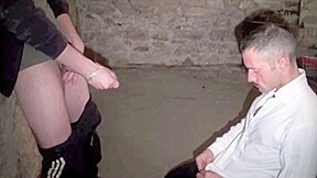 Straight Arab fuck a gay in discreet basement - CrunchBoy