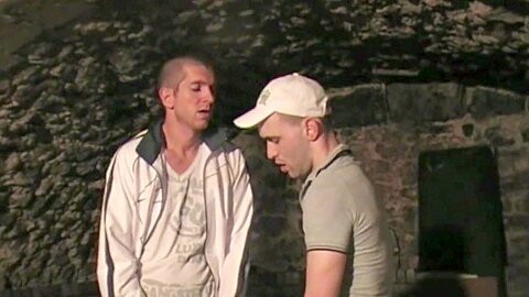 Straight Boys Fucking In Discret Basement - StraightBoysFuckGay
