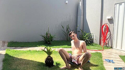 Stroking In The Sun With Henry - Henry Evans