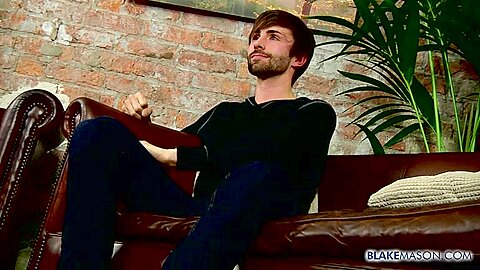 Stroking Out A Load With Ryan - Ryan Mason