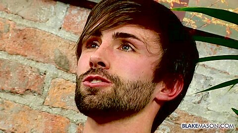 Stroking Out A Load With Ryan - Ryan Mason