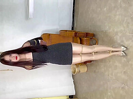 Sues Sexy Skirt