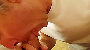 Swallowing cum from asian dick