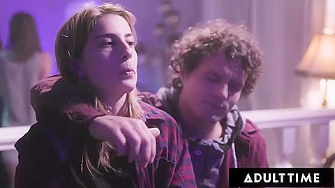Teen 18+ Watches Lesbians Fuck At College Party