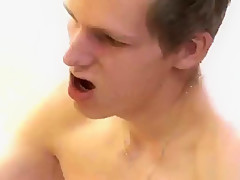 Teenage Jack and Paul do it bareback