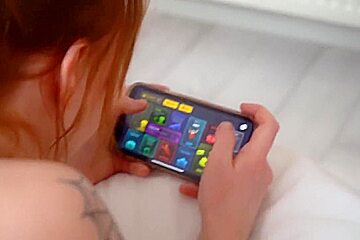 Threesome - Fuck Until They See And Play Game Anfisse - Emma Korti