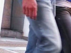 Tight jeans on tight round asses candid
