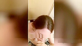 Tinder Girlfriend Swallows My Cum After Blowjob