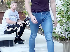 Travis Berkley fucks his online date Christian Bay