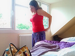 UK milf flashing to neighbours