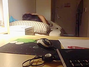 Unistudent brings prostitute to his dorm