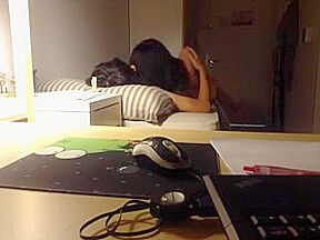 Unistudent brings prostitute to his dorm