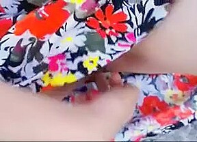 Upskirt in italy