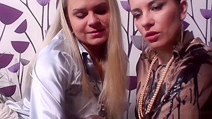 Wet Euro Hotties Making Out