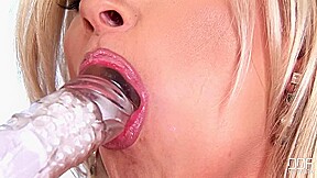 You'll Gape at her Gapes - AnalVids