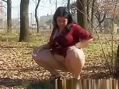 crazy pee teens 18+