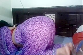 desi girls showiing their properties