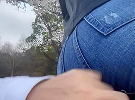 『素人女子大生野外sex』お昼の公園で散歩お花見しながら種付け中出し野外sex！彼女調教/素人カップル/歳の差/美少女/スタイル抜群/色白美乳/リアルハメ撮り/english Subtitles